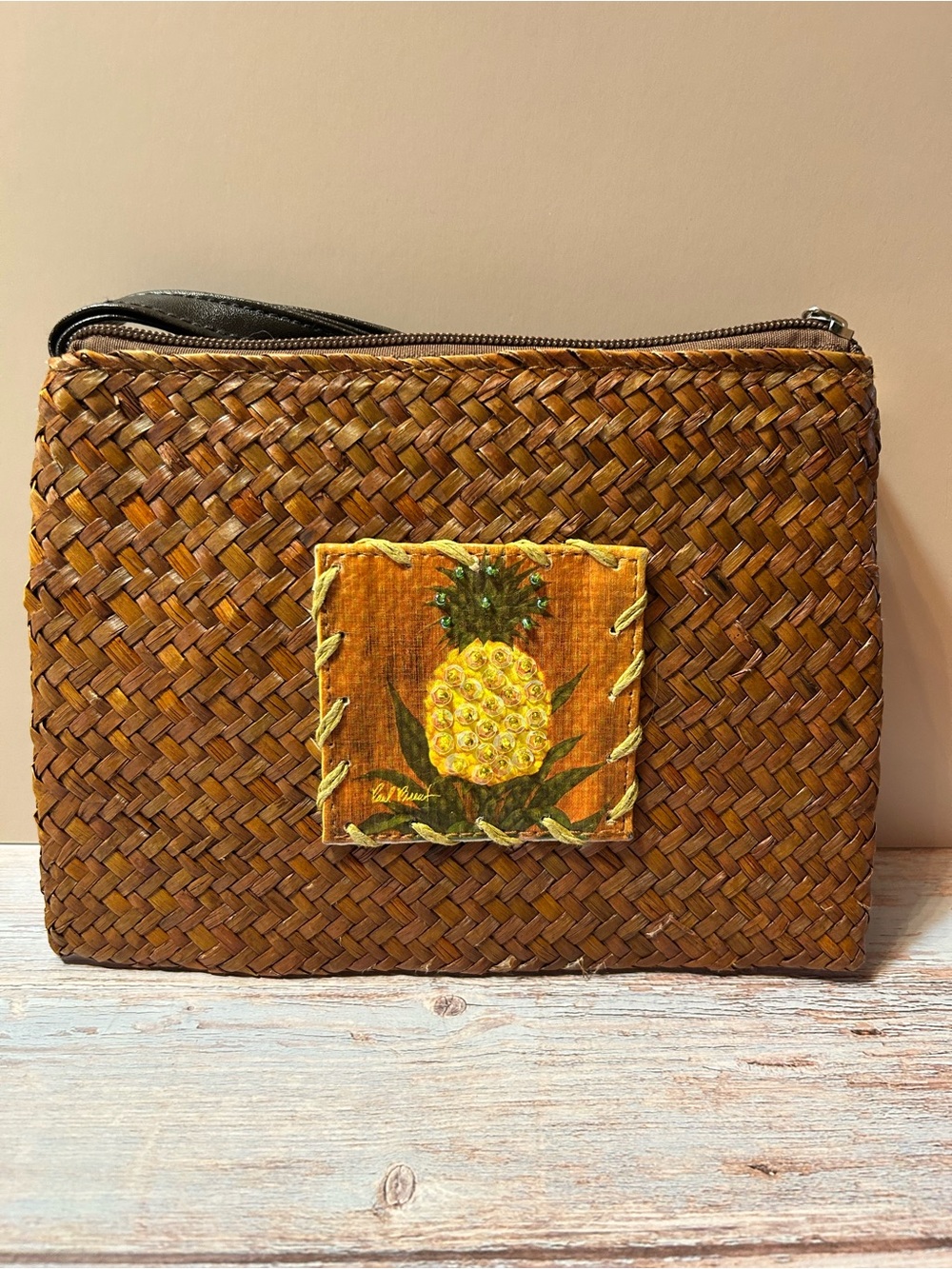 Woven Straw Pineapple Accent Clutch - Brown & Yellow